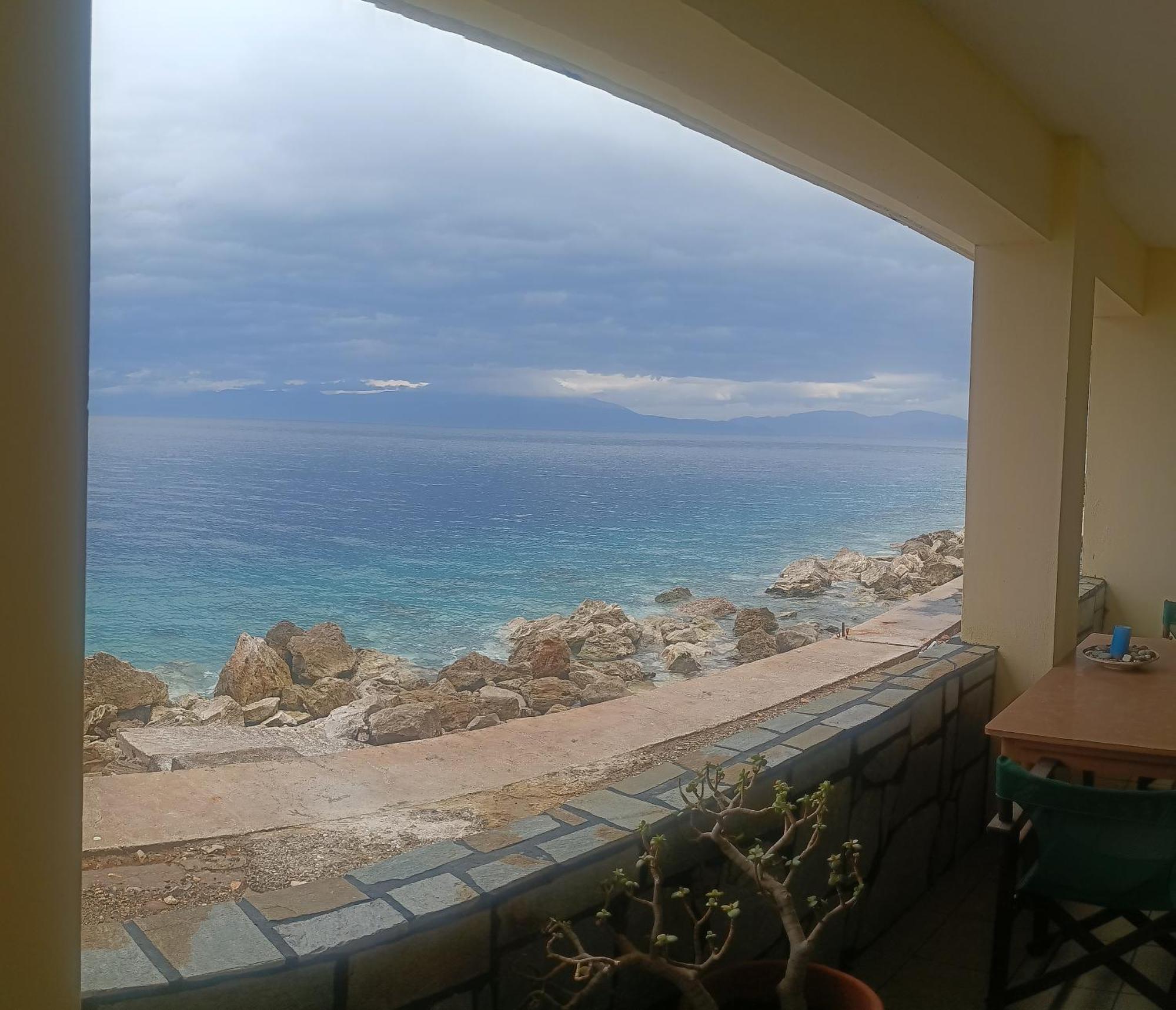デルヴェニHouse Next To The Sea Sideアパートメント エクステリア 写真